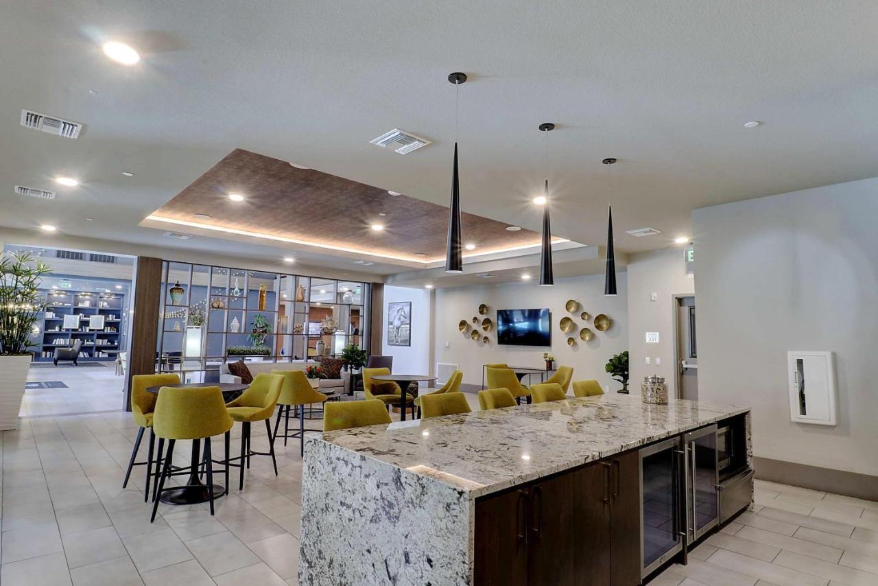 Walk Score 81-Shopping District-King Bed-Parking G2047 Scottsdale Exterior photo